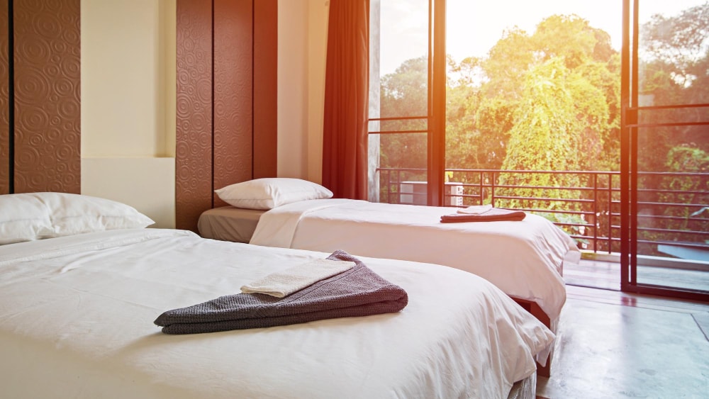 朗賽斯頓住宿推薦