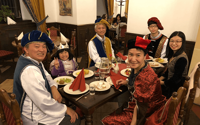創意奧地利捷克真善美湖區慕夏美術館卡夫卡文學經典美食12天